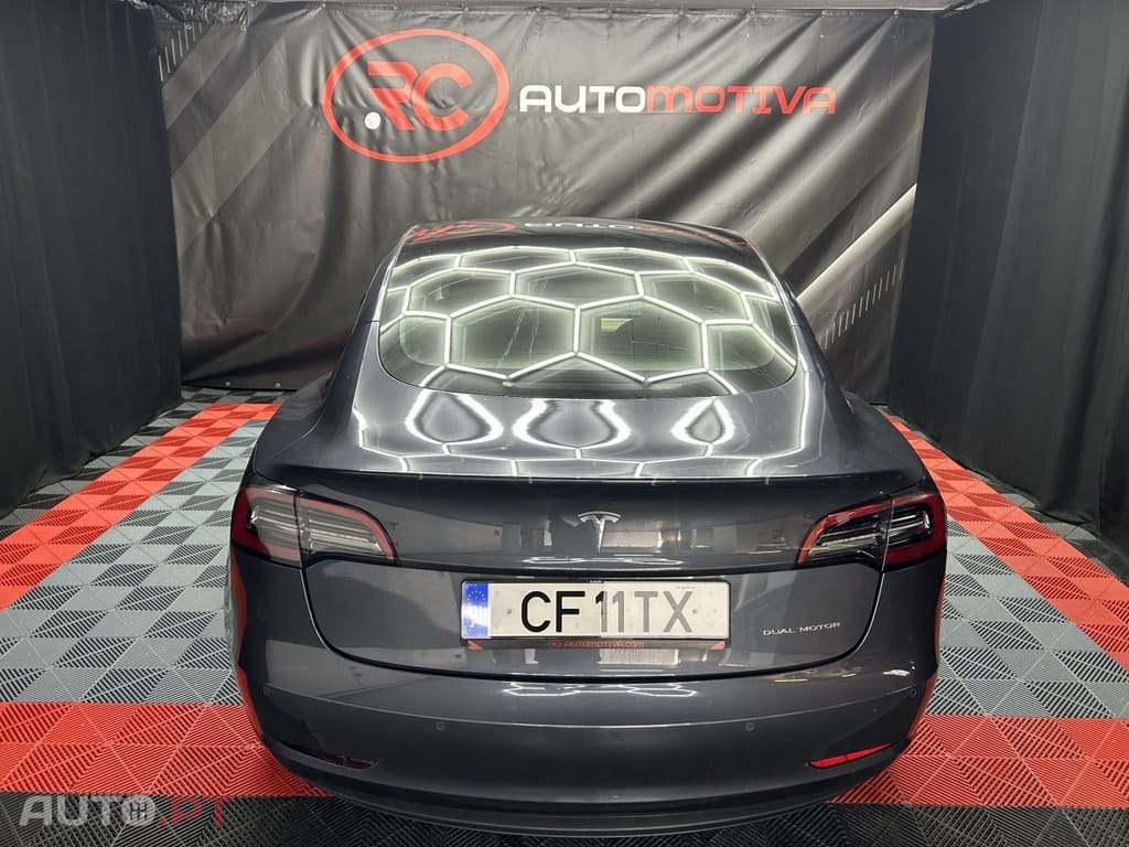 Tesla Model 3 Long Range Dual Motor