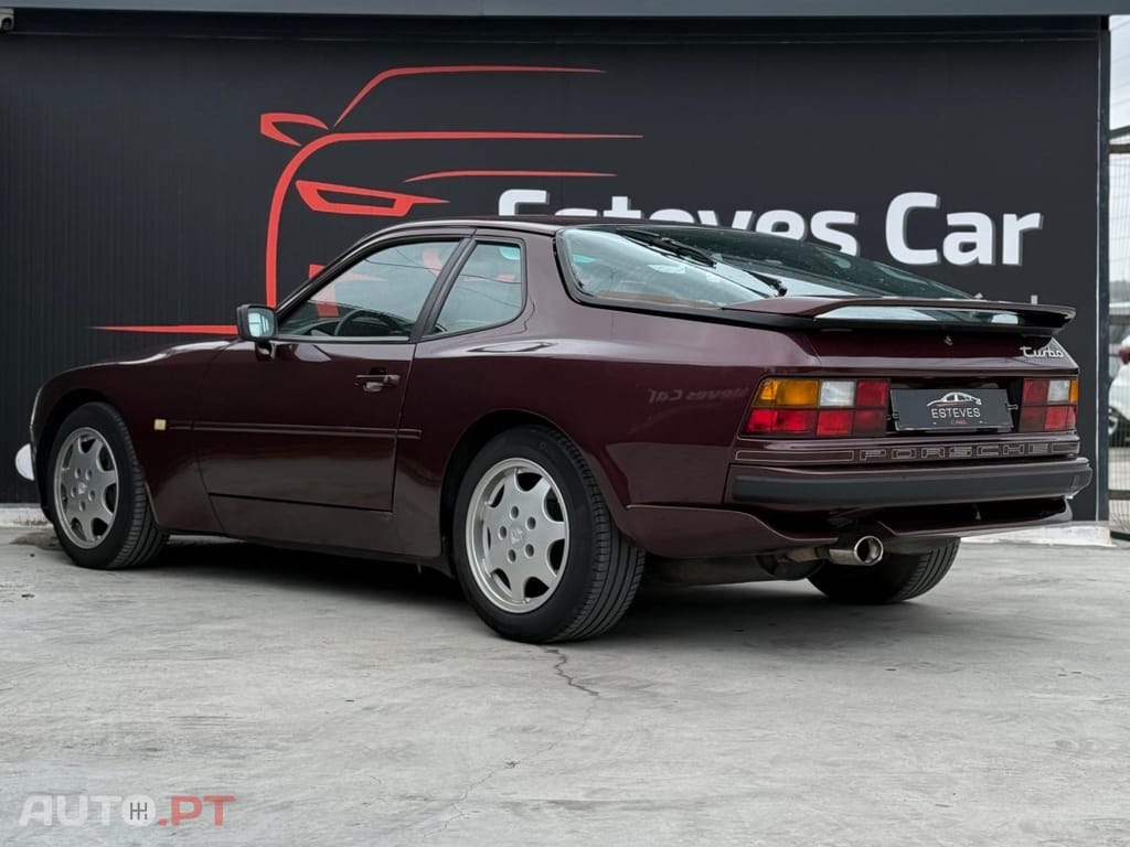 Porsche 944 Turbo