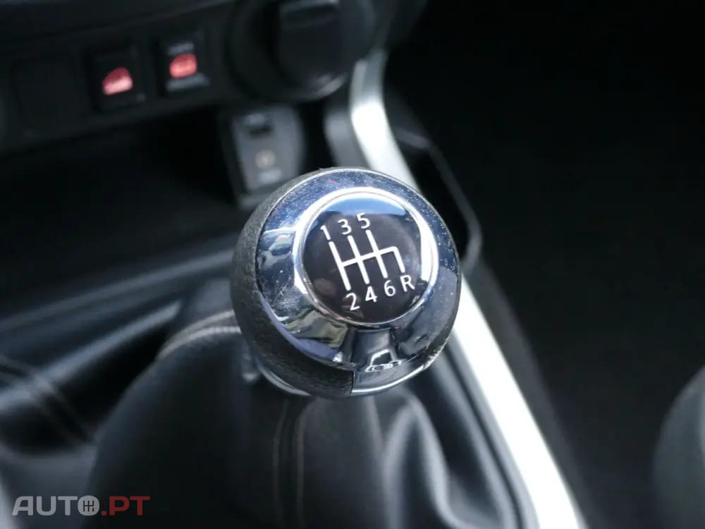 Nissan Navara 2.3 dCi CD 4WD N-Connecta Navi+Barras