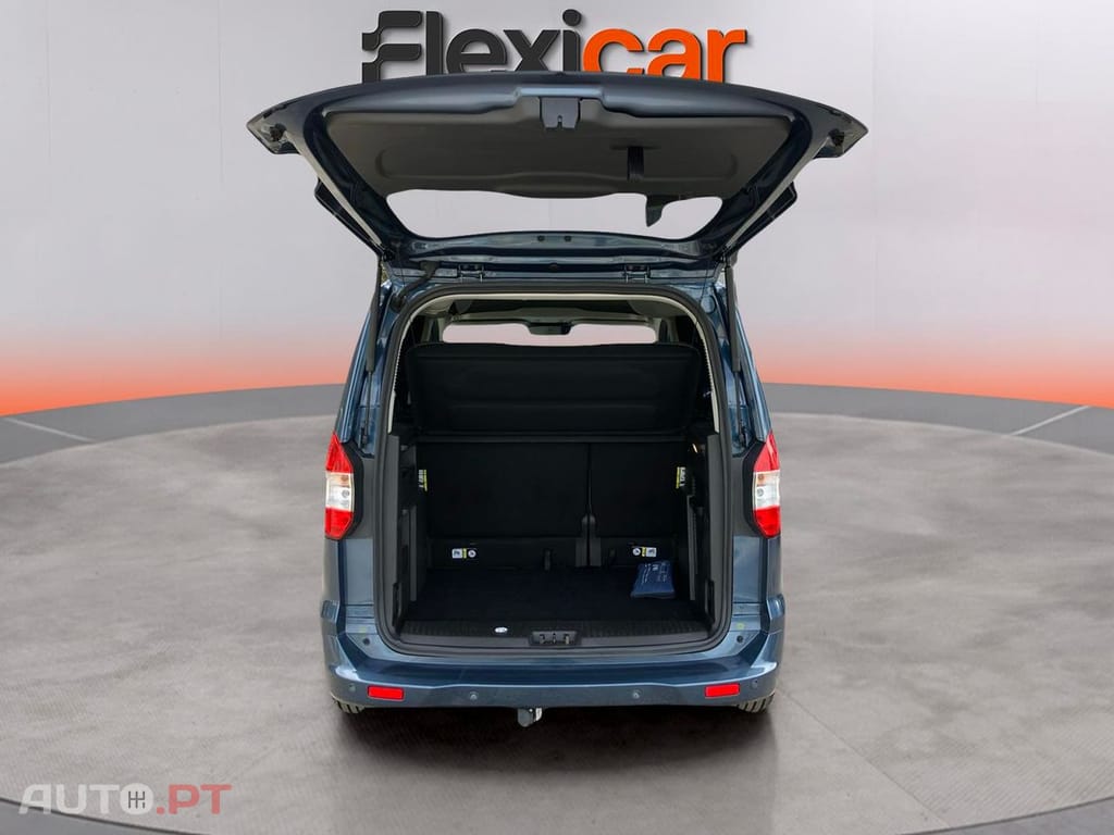Ford Tourneo 1.0 EcoBoost Titanium
