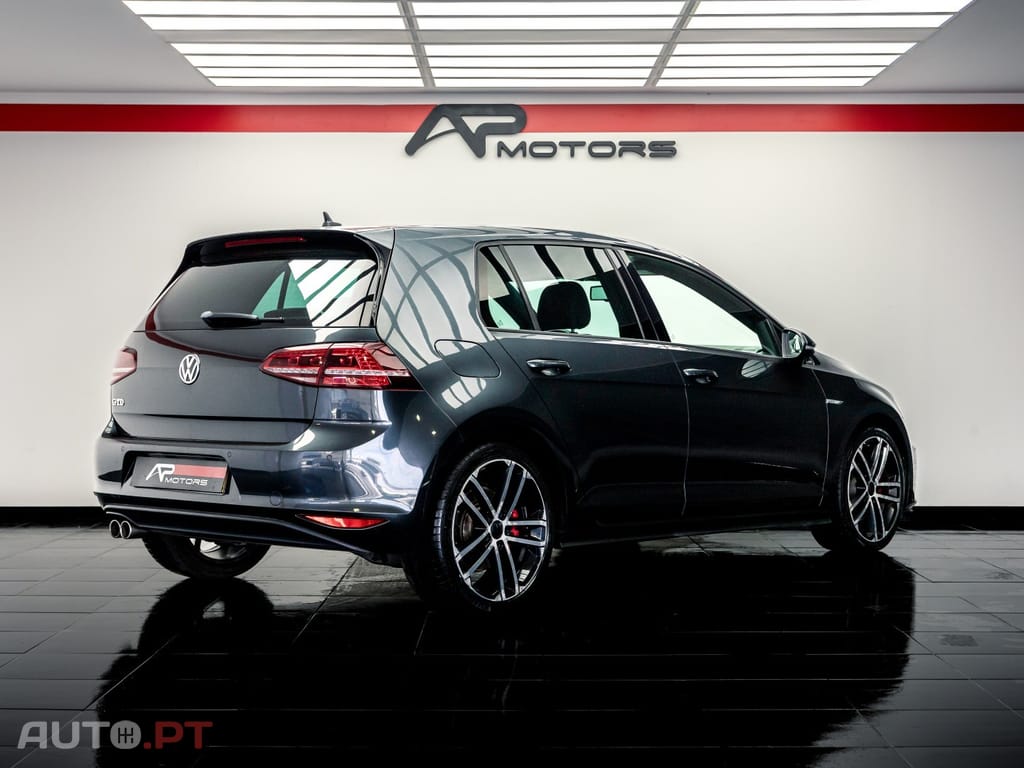 Volkswagen Golf 2.0 TDI GTD DSG