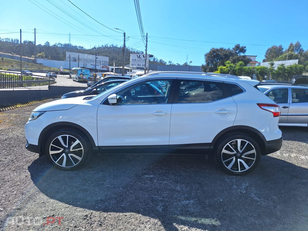 Nissan Qashqai 1.5 dCi Tekna Premium 17 Pack S Pele Preta