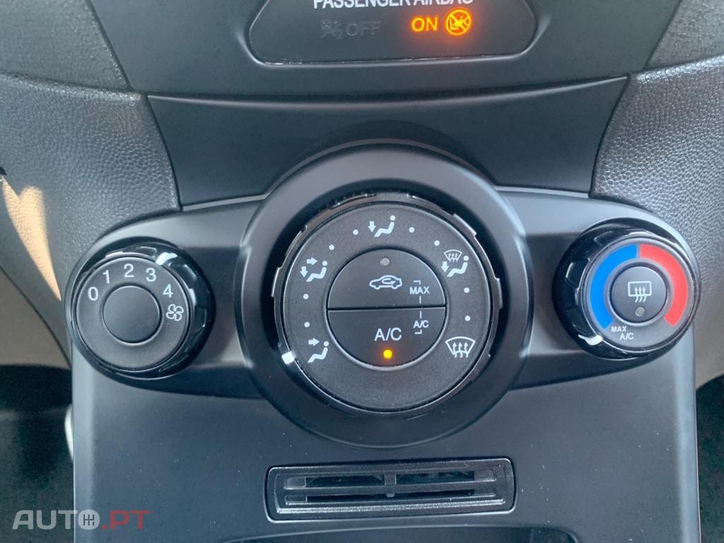 Ford Fiesta 1.5 TDCi ST-LINE