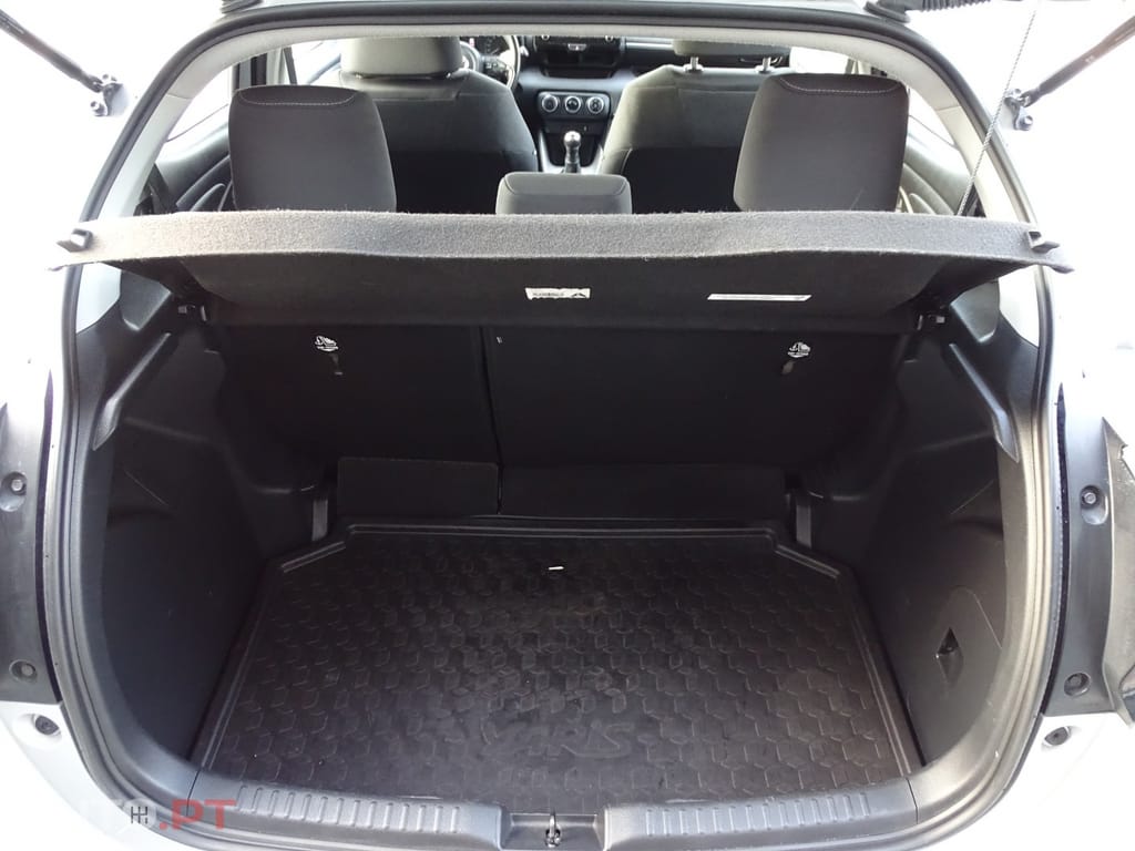 Toyota Yaris 1.0 VVT-i Comfort Plus — fotografia 16