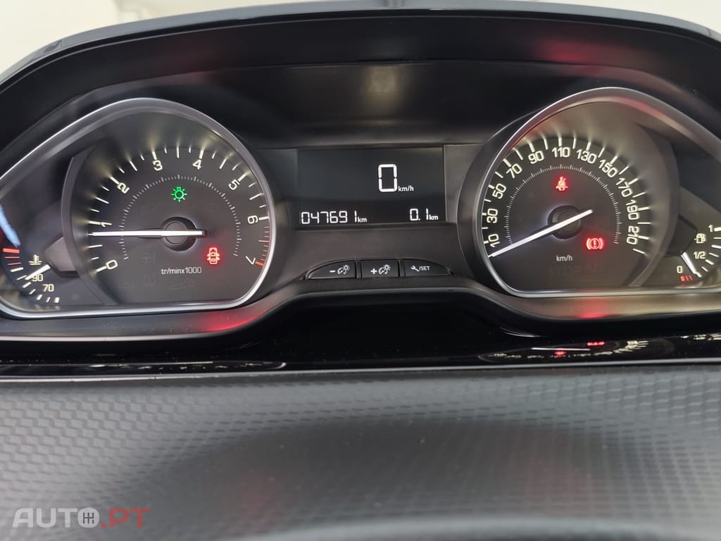 Peugeot 2008 1.2 PureTech Style