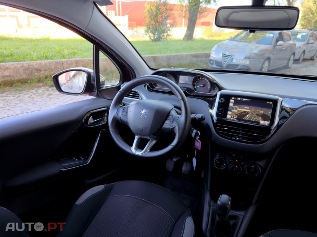 Peugeot 208 1.2 PureTech Style