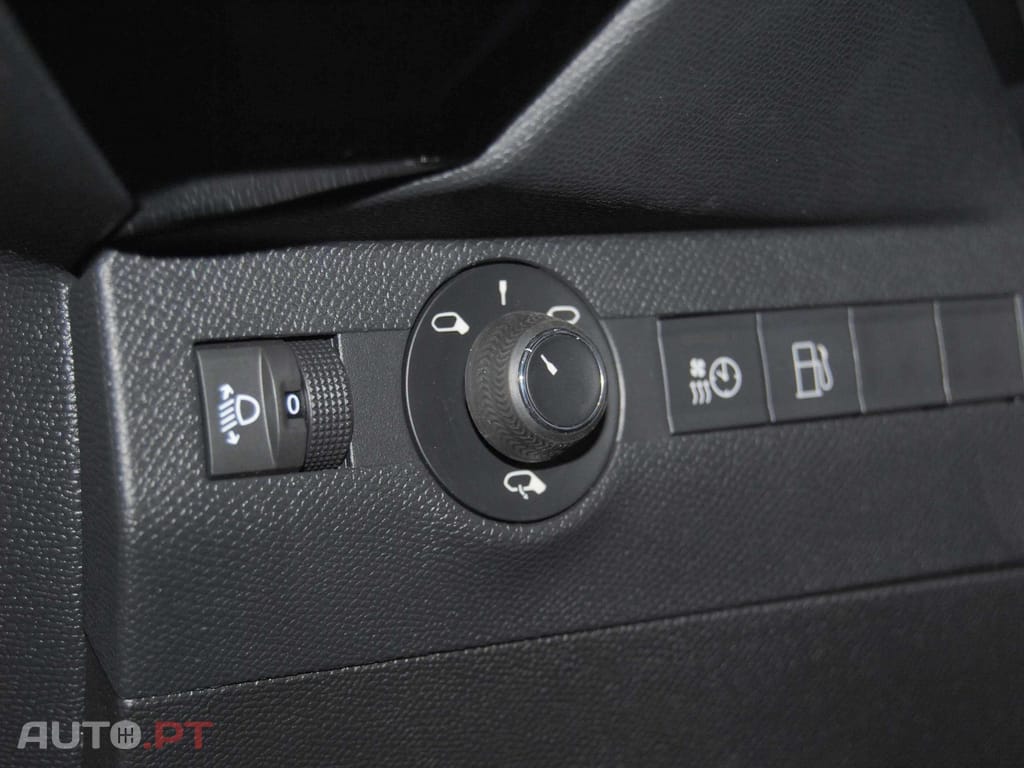 DS DS7 E-Tense Performance Line