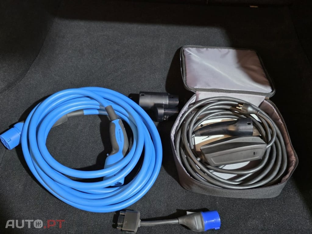 Tesla Model S 100 kWh Long Range Plus AWD