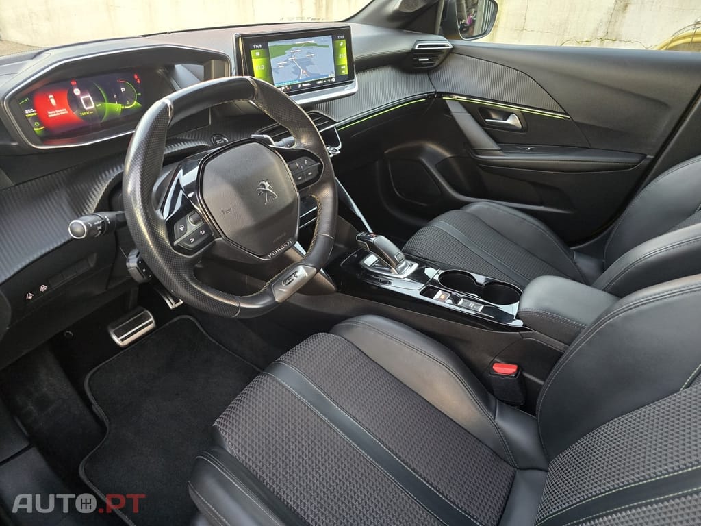 Peugeot 208 1.2 PureTech GT Line EAT8