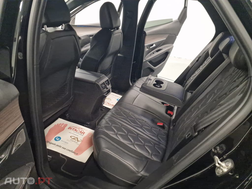 Peugeot 3008 1.6 Hybrid4 GT Line e-EAT8