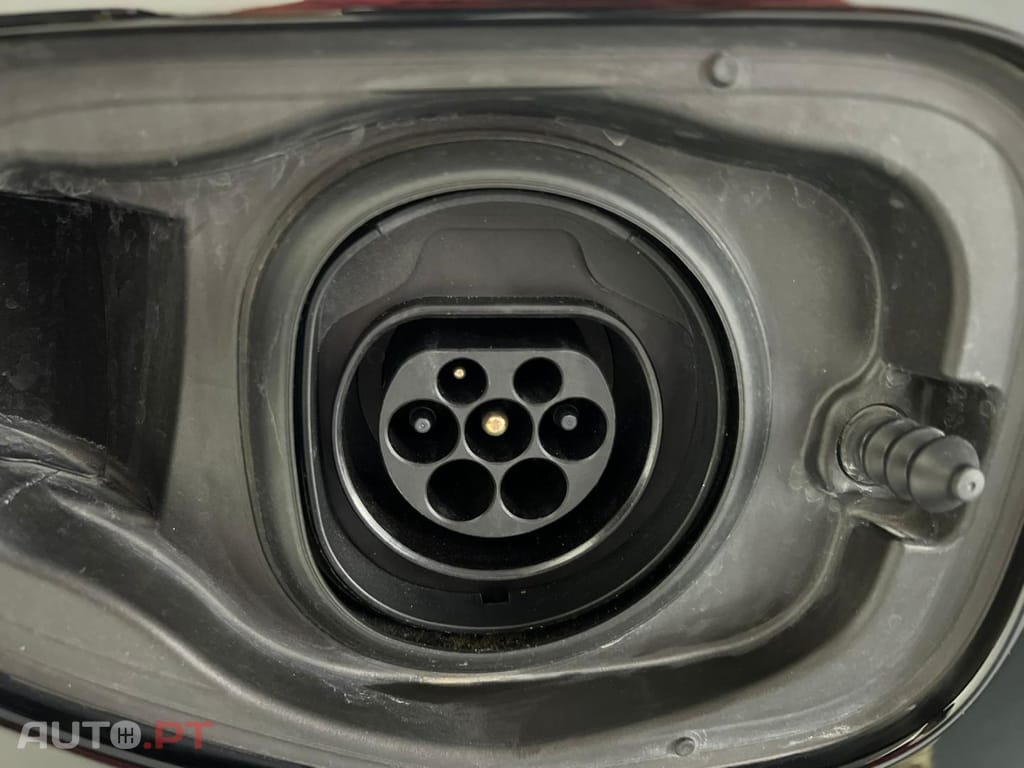 Volvo XC40 1.5 T4 211 Core PG HYBRID