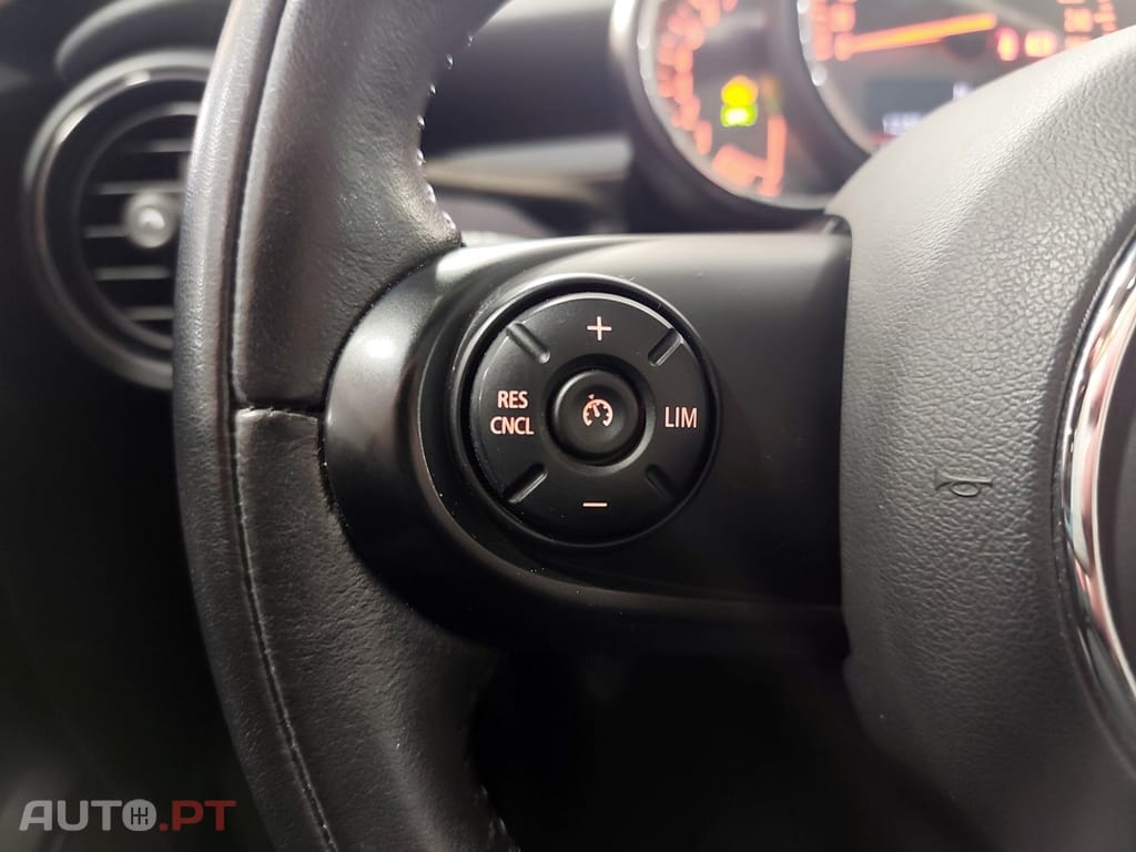 MINI Cooper Cooper S