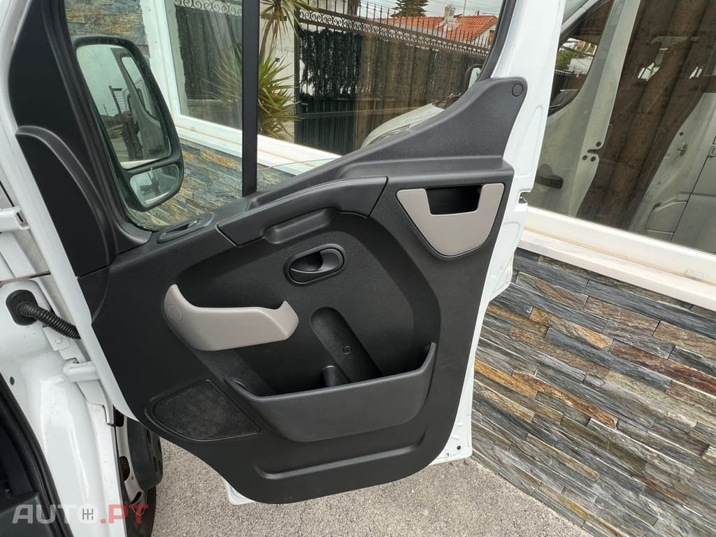 Renault Master 2.3 dCi 100.35 DC L3