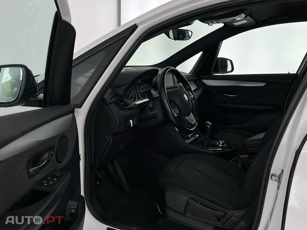 BMW 216 d Advantage