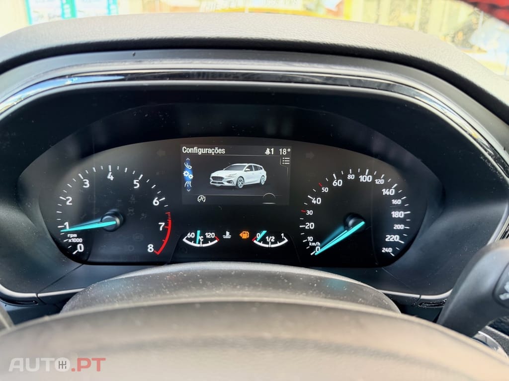 Ford Focus SW 1.0 EcoBoost ST-Line X