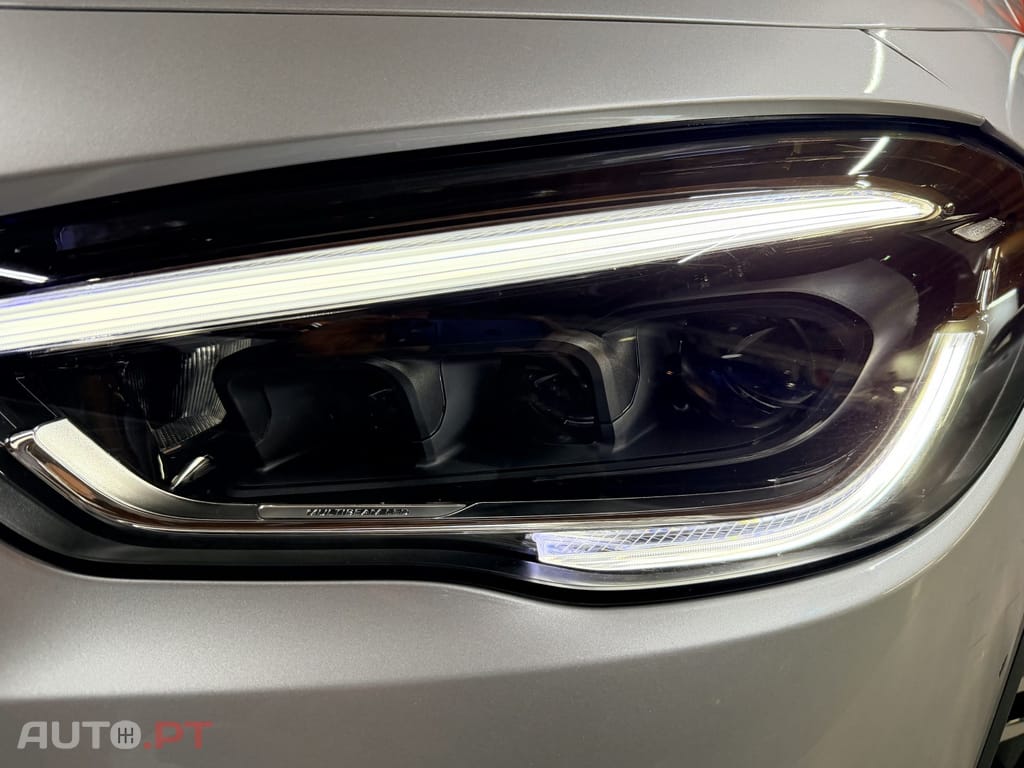 Mercedes-Benz GLA 250 e Progressive