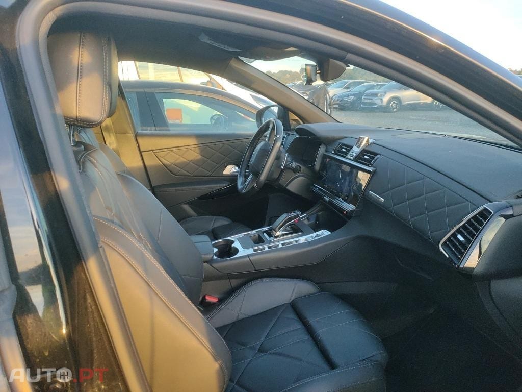 DS DS7 Crossback 300 cv 4x4  Eat8 E-Tense Hybrid PHEV RIVOLI 1 DONO