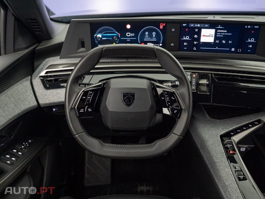 Peugeot 5008 1.2 Hybrid Allure e-DCS6