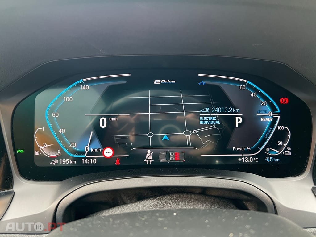 BMW 330 X DRIVE Pack M 