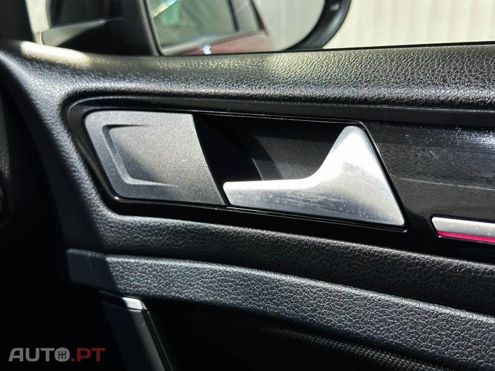 Volkswagen Golf 2.0 TSi GTi DSG Performance