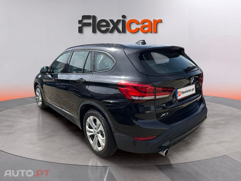 BMW X1 25 e xDrive — fotografia 5