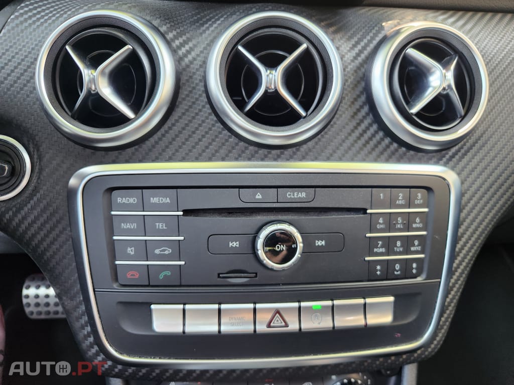 Mercedes-Benz A 180 d 7G-DCT AMG Line