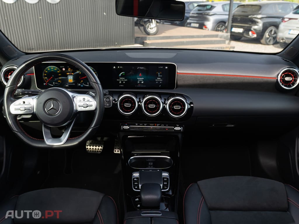 Mercedes-Benz A 35 AMG 4Matic Speedshift DCT 7G