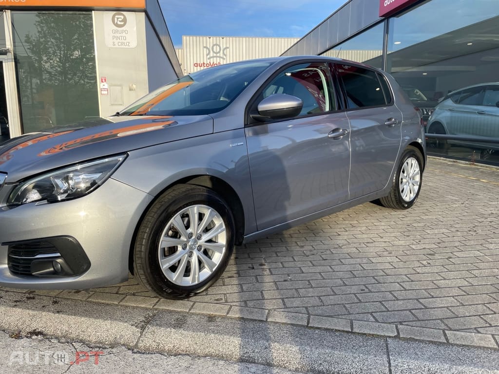 Peugeot 308 1.5 BlueHDi Style