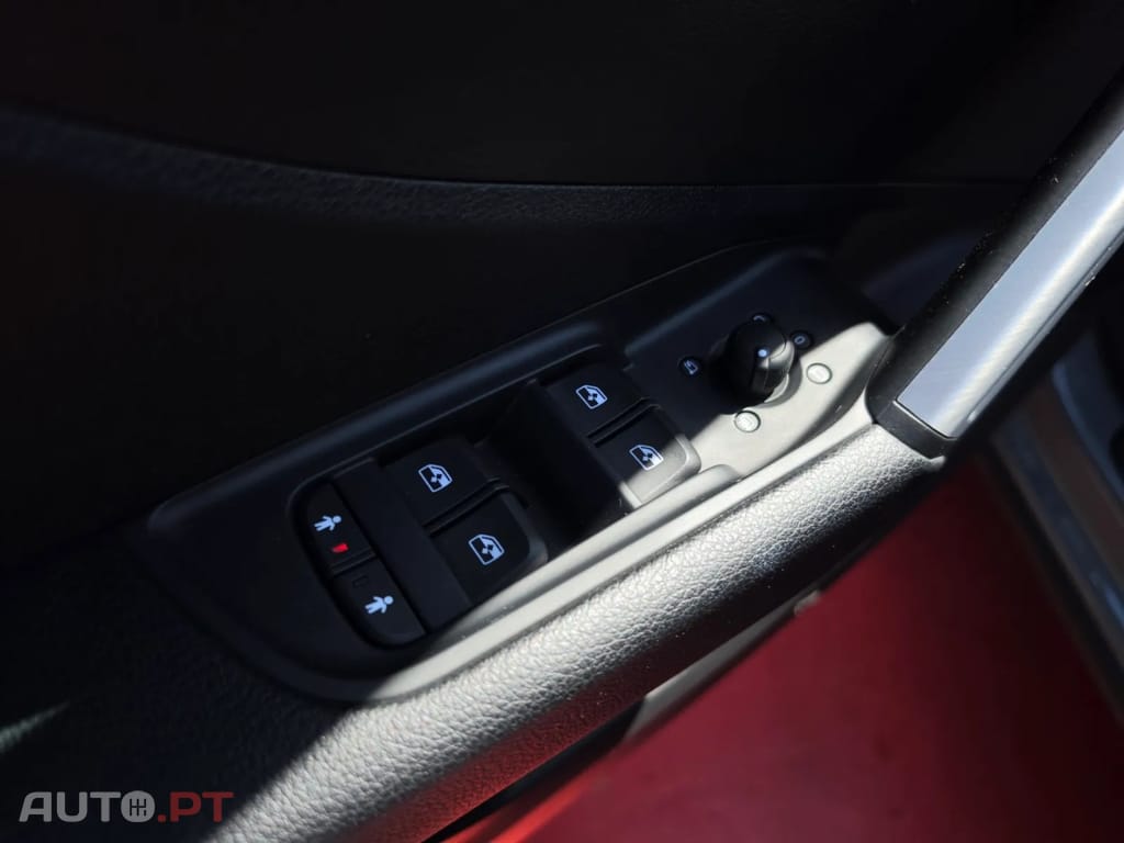 Audi Q2 1.6 TDI Design — fotografia 7
