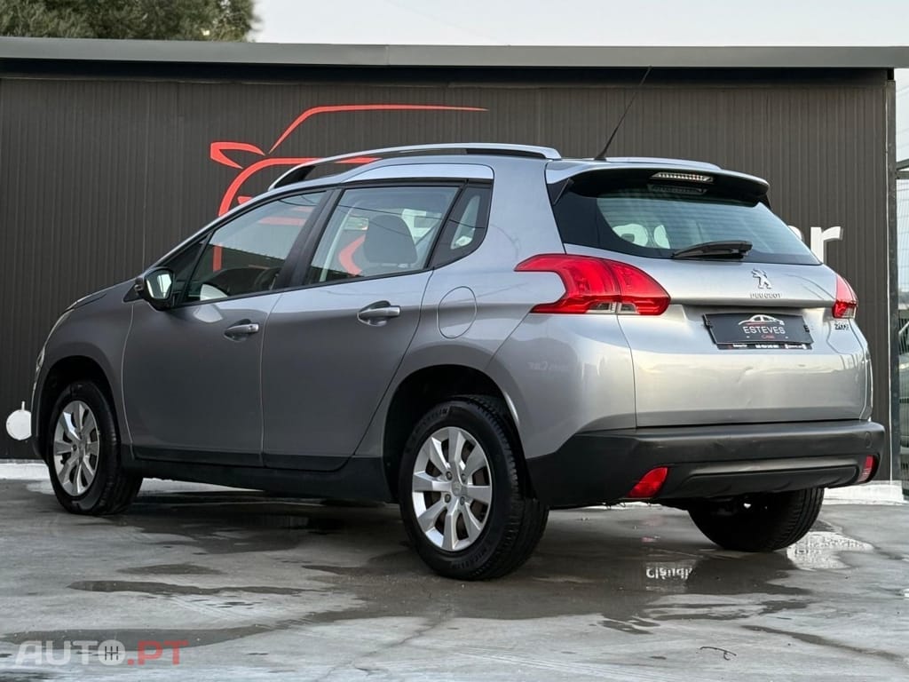 Peugeot 2008 1.2 VTi Access