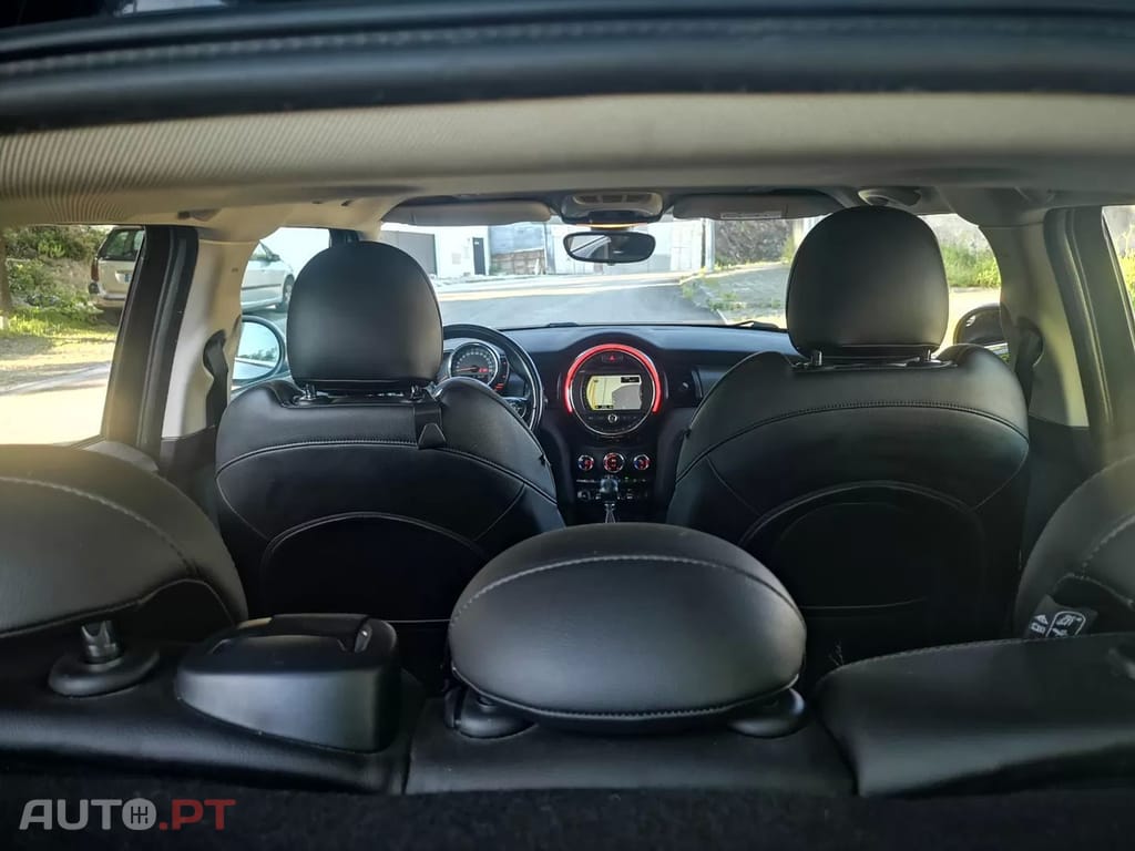 MINI One Cooper D Auto