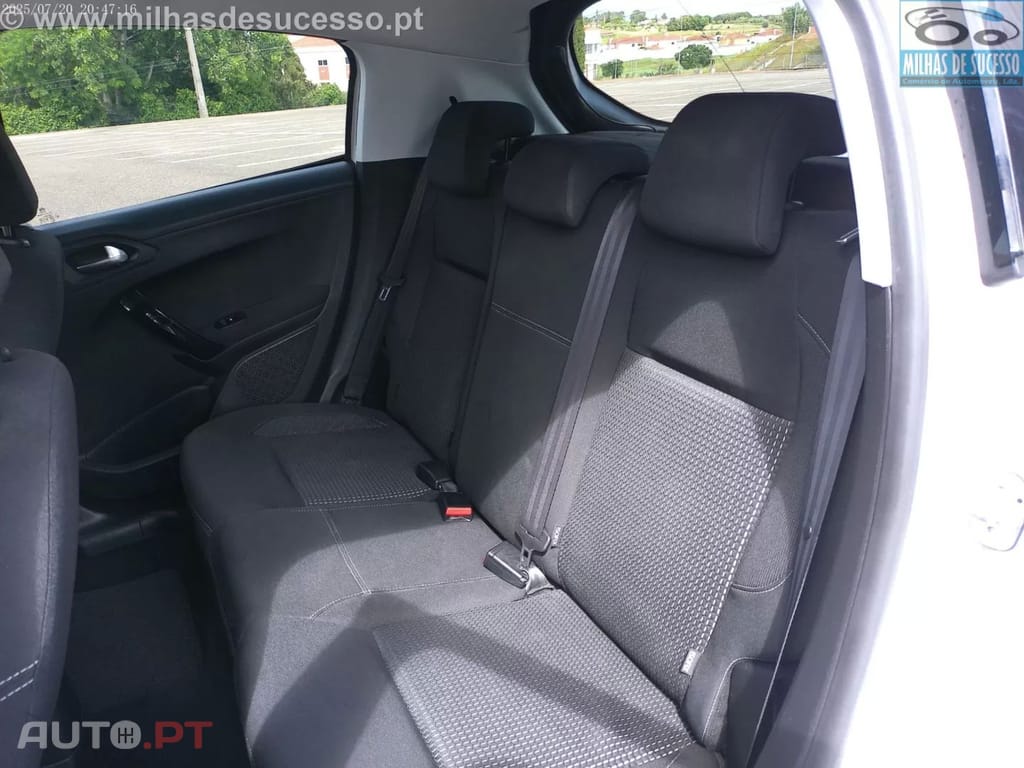 Peugeot 208 1.5 BlueHDi Allure