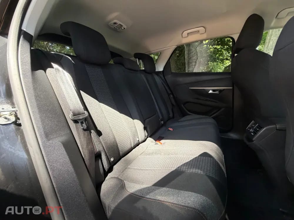 Peugeot 3008 1.2 PureTech Allure Pack EAT8