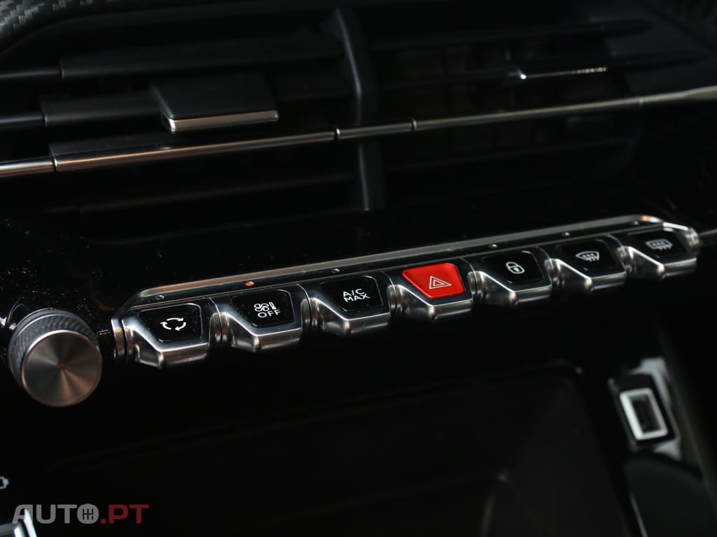 Peugeot E-208 50 kWh Active Pack