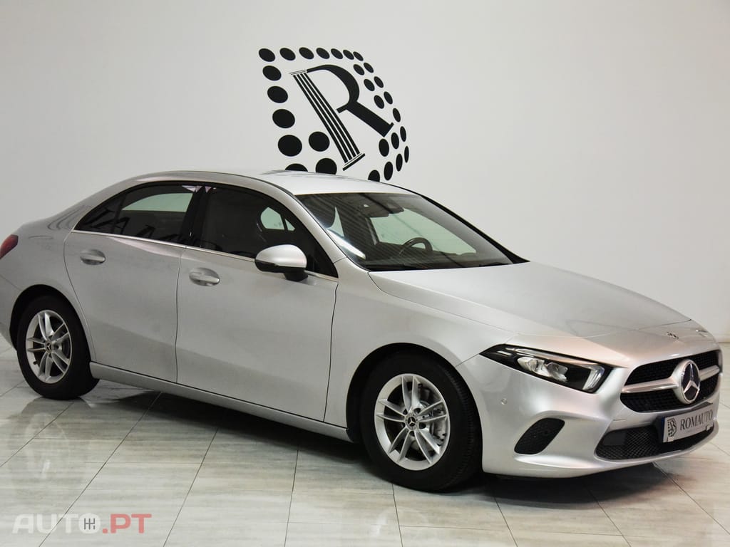 Mercedes-Benz A 180 D AUTO. SEDAN