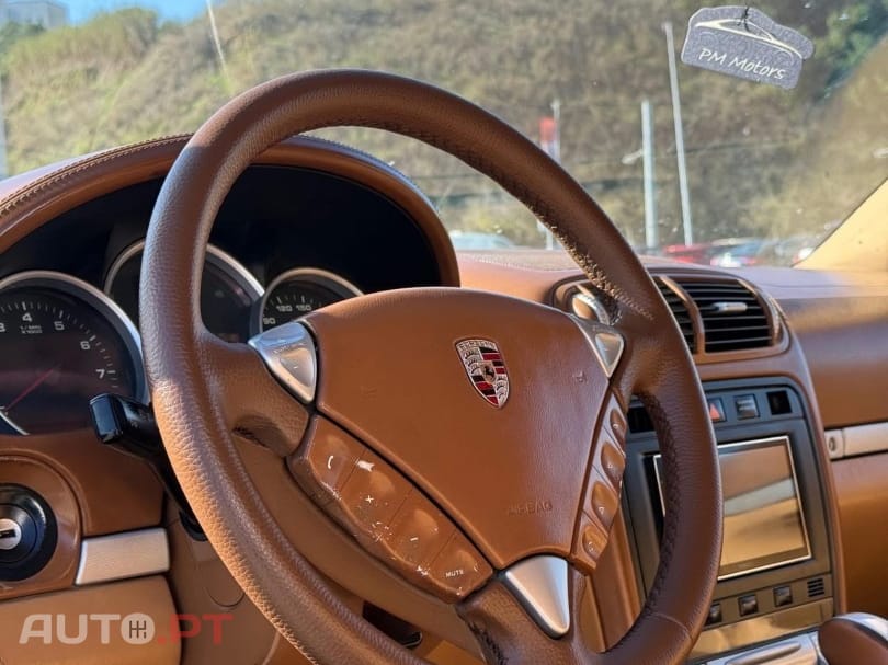 Porsche Cayenne S Tiptronic