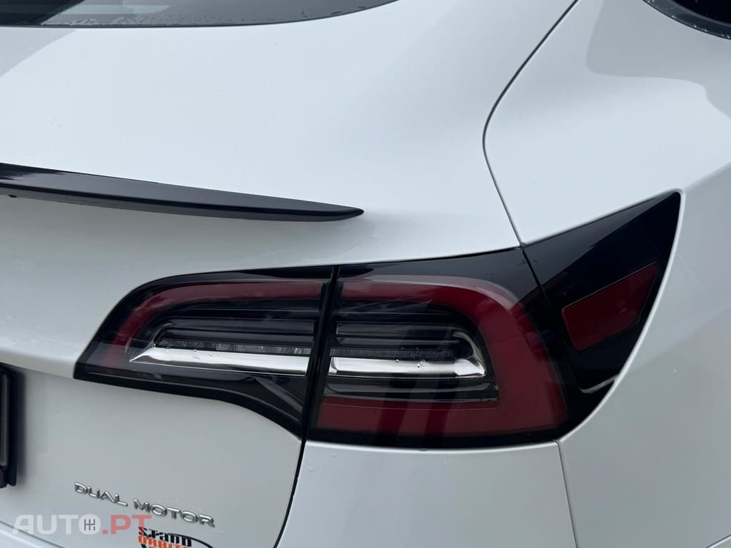 Tesla Model 3 Long-Range Dual Motor AWD