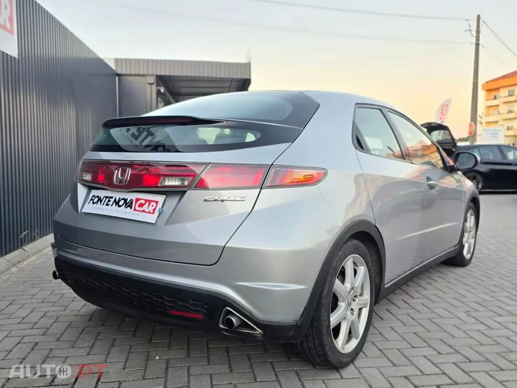 Honda Civic 1.8 Sport