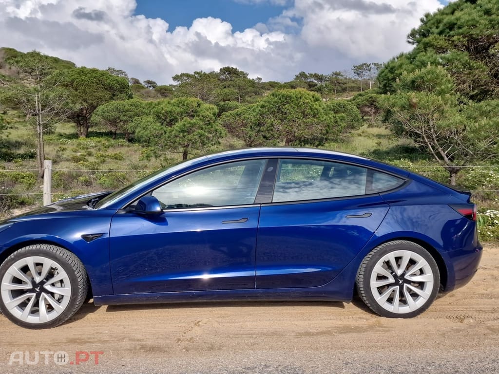 Tesla Model 3 Long Range AWD Dual Motor