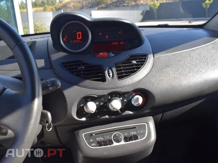 Renault Twingo Outro Baixa de Preço