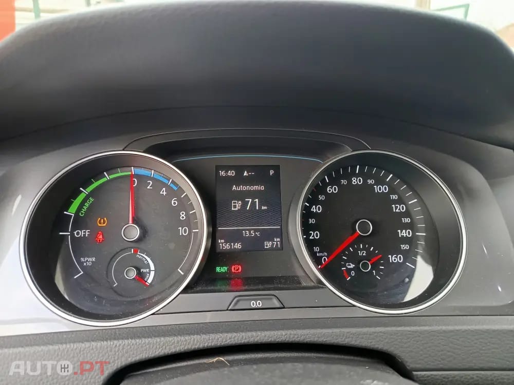 Volkswagen e-Golf AC/DC