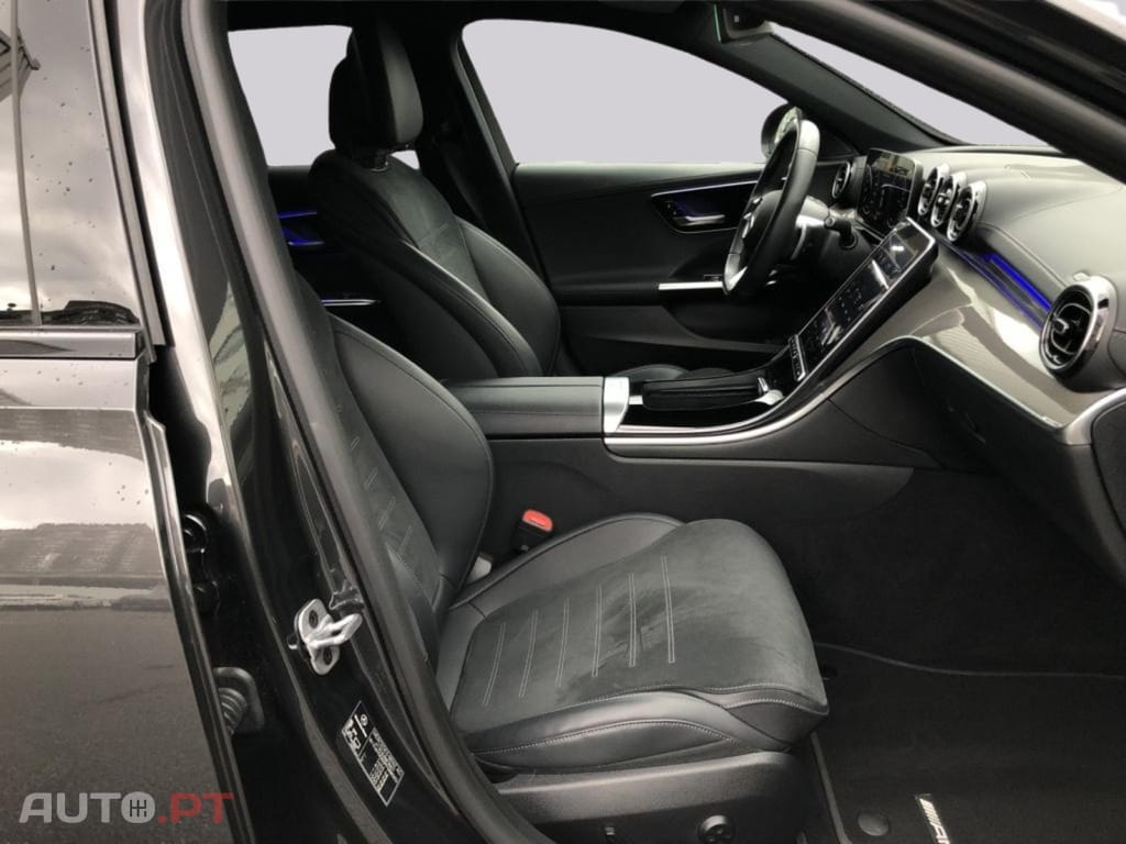 Mercedes-Benz C 300 I.V.A DEDUTÍVEL e T AMG