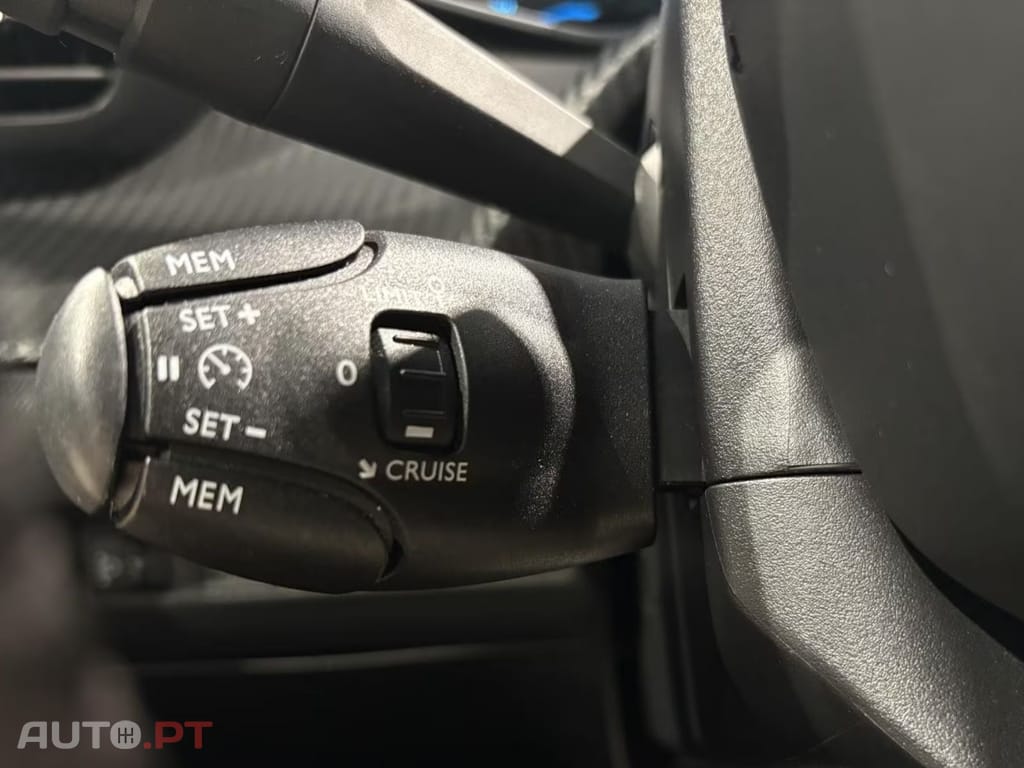 Peugeot 2008 I.V.A DEDUTIVEL e