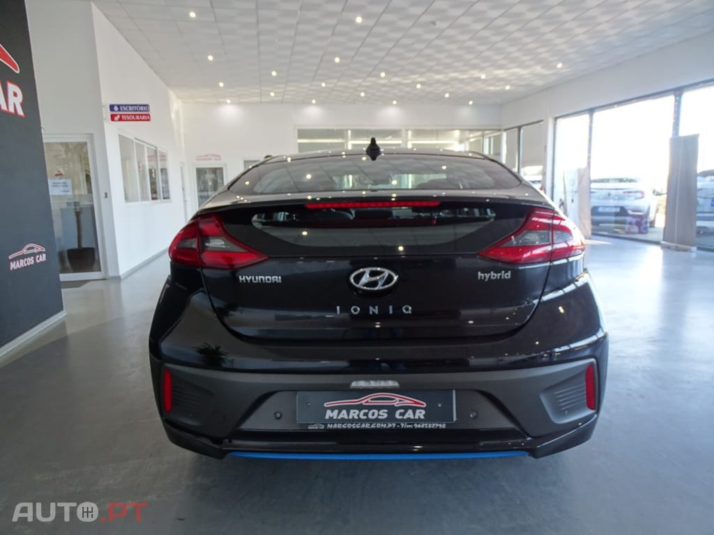 Hyundai Ioniq 1.6 GDI HEV Hybrid Tech