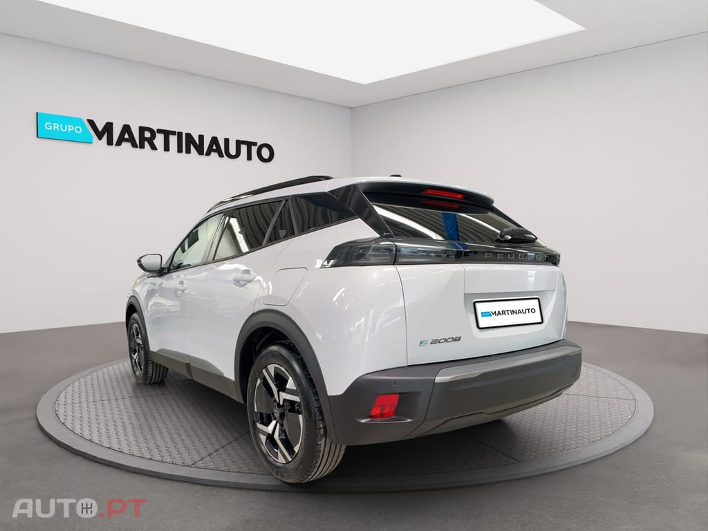 Peugeot E-2008 54 kWh Allure