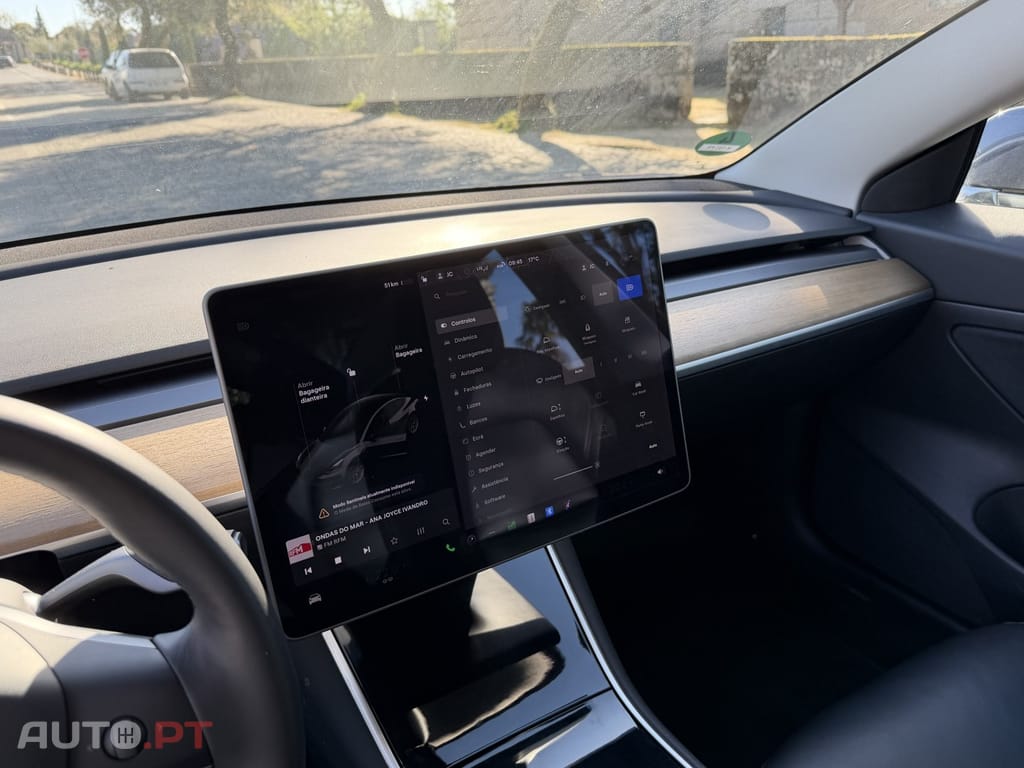 Tesla Model 3 Standard Range Plus RWD