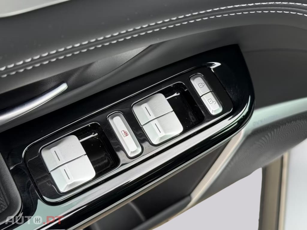 XPeng G9 MY24 AWD PERFORMANCE I.V.A DEDUTIVEL