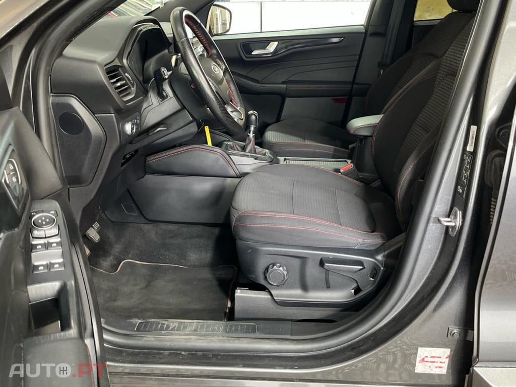 Ford Kuga 1.5 EcoBoost ST-Line