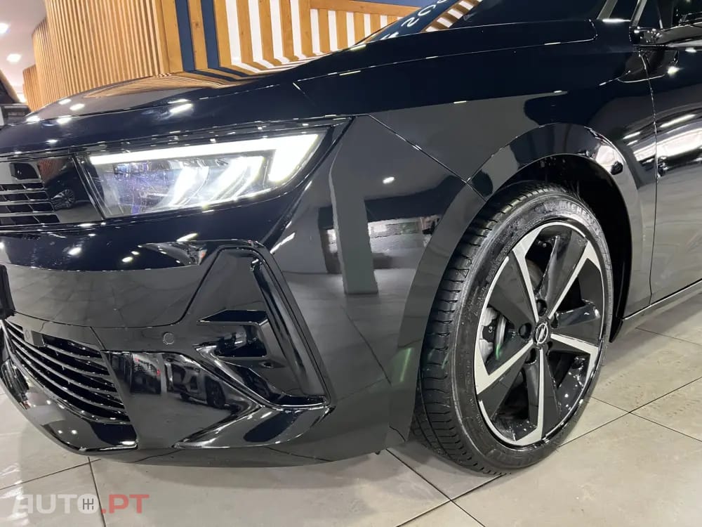 Opel Astra Sports Tourer 1.2 T Hybrid GS eDCT