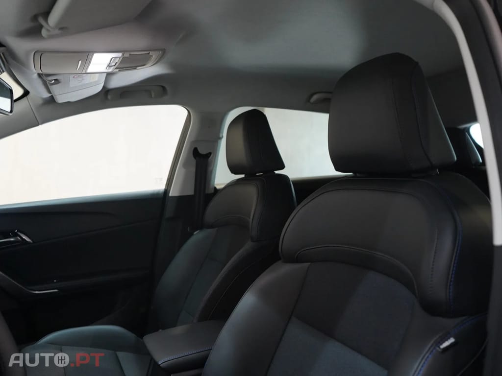 MG MG4 64 kWh Luxury